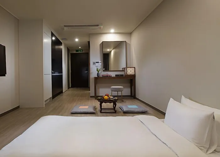 Hotel Yeongmu Parade Haeundae